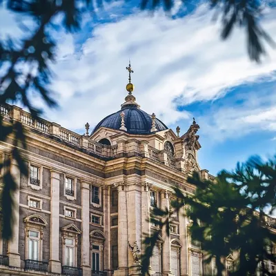 LILY BLOUSE - ROYAL BLUE (2)